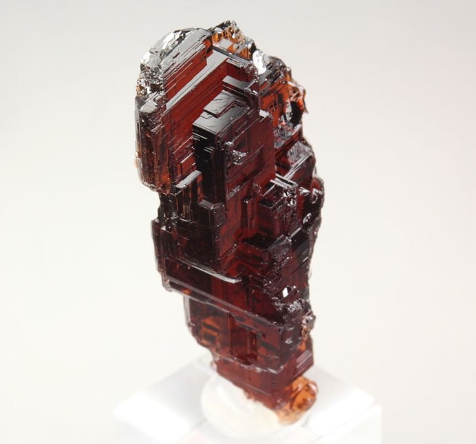 gem GARNET var. SPESSARTINE