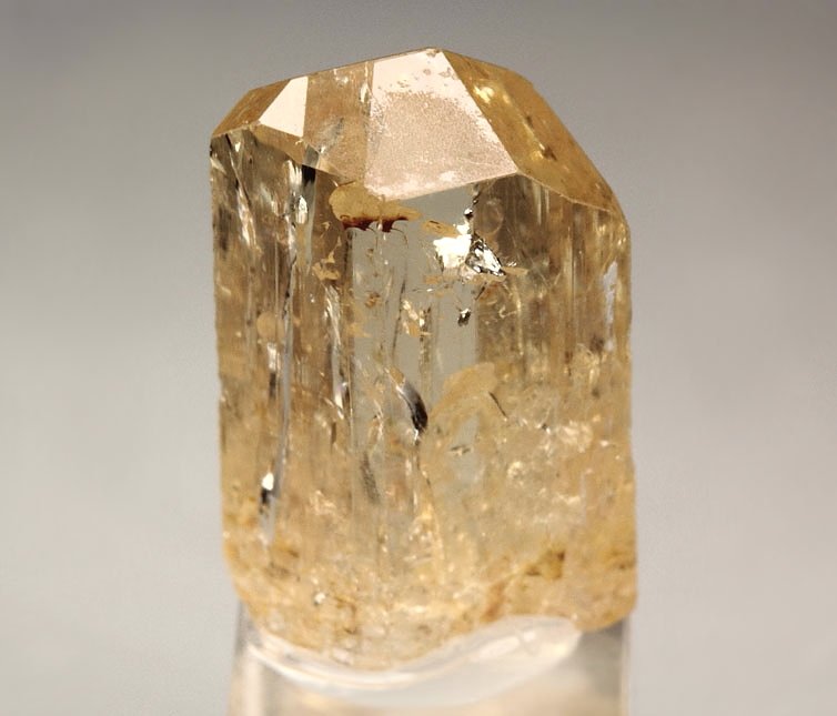 gem TOPAZ var. IMPERIAL TOPAZ