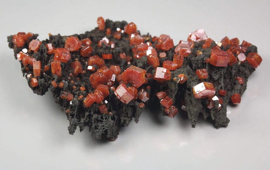 VANADINITE, GOETHITE