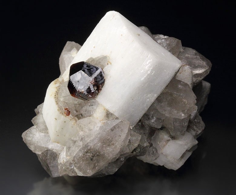 gemmy GARNET var. SPESSARTINE, FELDSPAR, QUARTZ