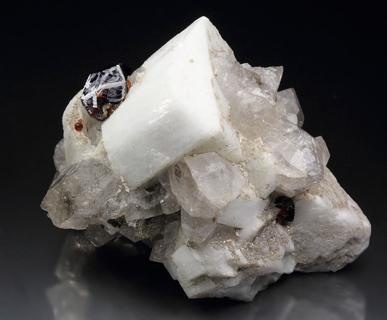 gemmy GARNET var. SPESSARTINE, FELDSPAR, QUARTZ