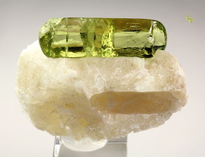 gem FLUORAPATITE bi-terminated