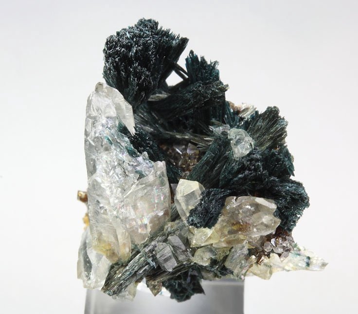 GORMANITE, QUARTZ, SIDERITE