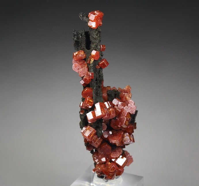 VANADINITE, GOETHITE