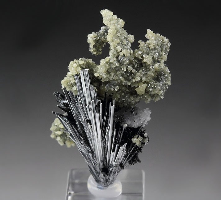 STIBNITE, SIDERITE