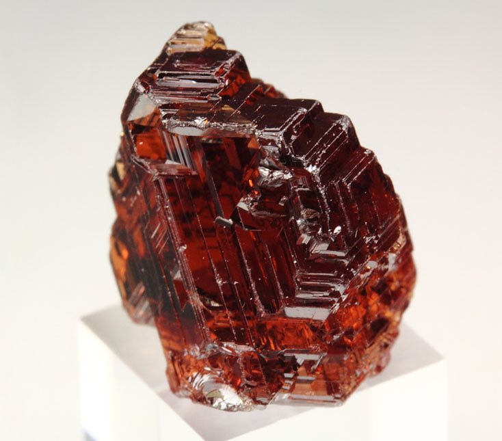 gem GARNET var. SPESSARTINE