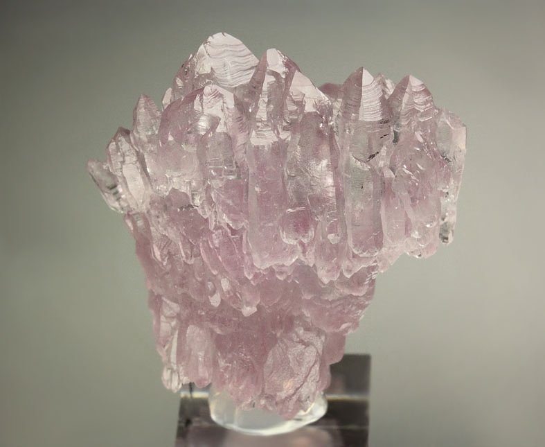 bi-terminated QUARTZ var. ROSE QUARTZ