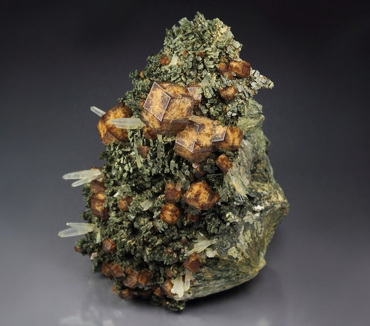 GARNET var. ANDRADITE, QUARTZ, HEDENBERGITE