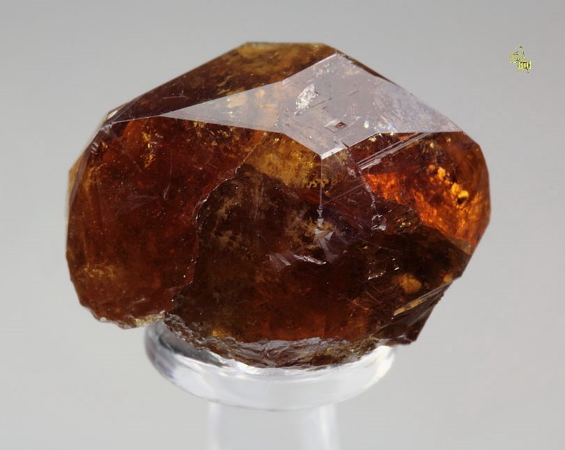 gem GARNET var. GROSSULAR