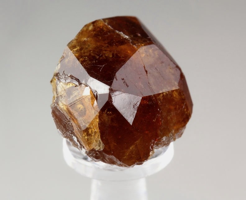 gem GARNET var. GROSSULAR