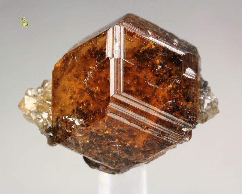 gem GARNET var. GROSSULAR