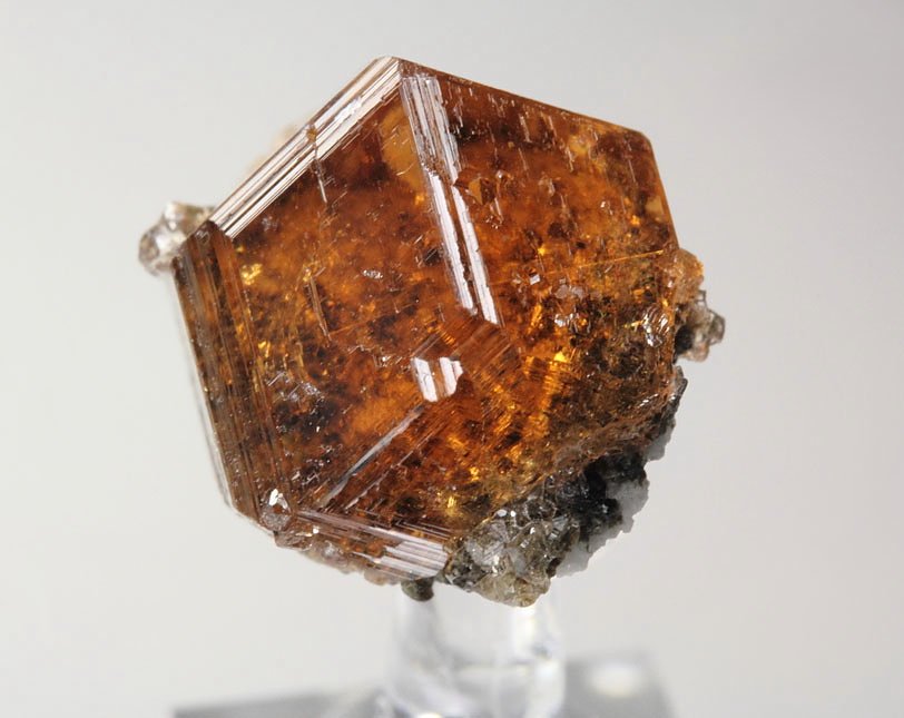 gem GARNET var. GROSSULAR