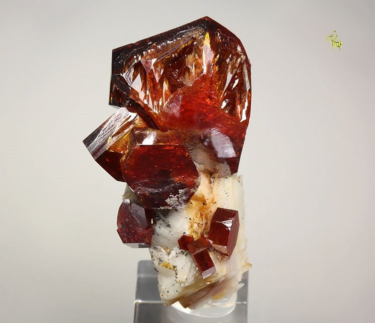 gemmy skeletal VANADINITE, BARYTE