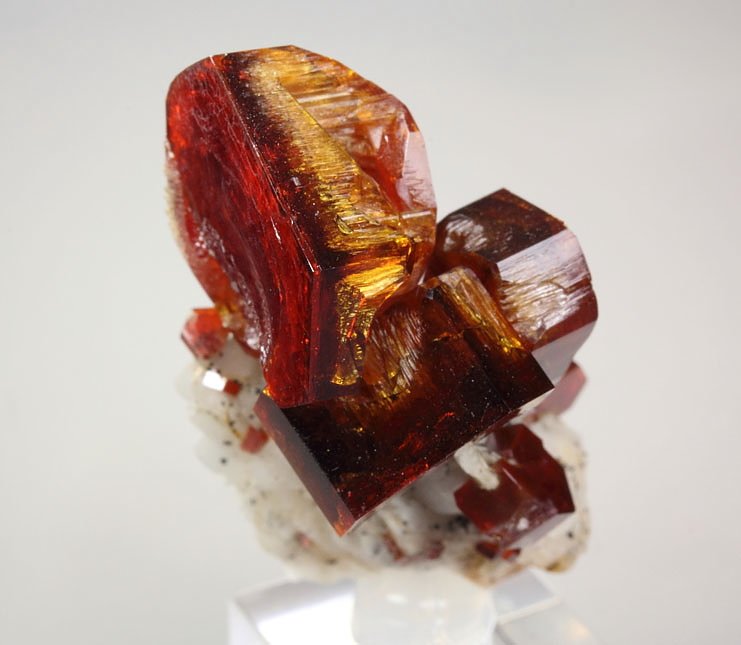 gemmy skeletal VANADINITE, BARYTE