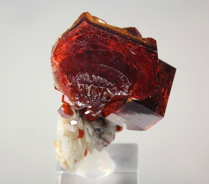 gemmy skeletal VANADINITE, BARYTE