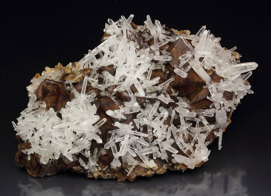 GARNET var. ANDRADITE, QUARTZ