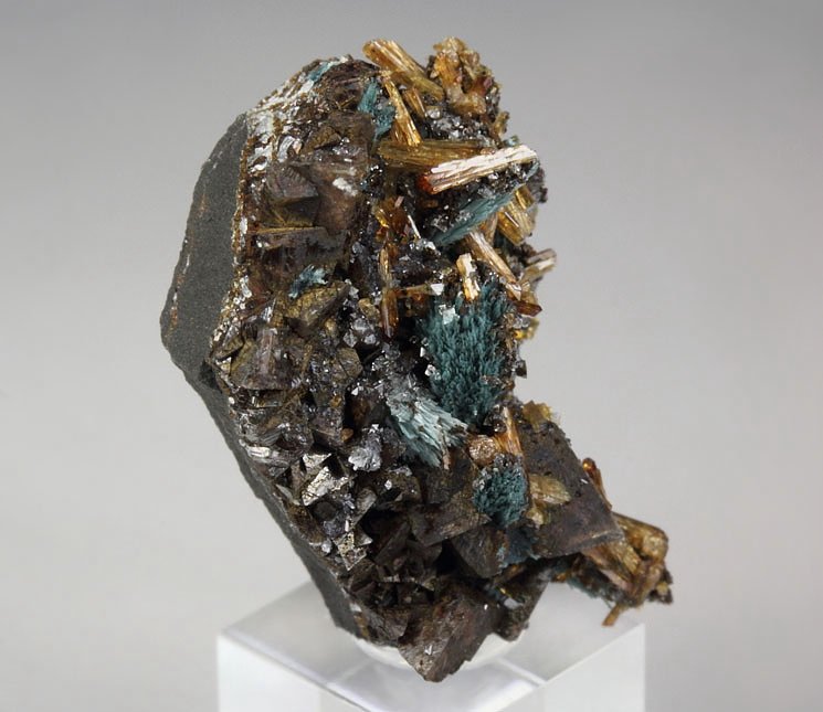 EOSPHORITE, GORMANITE, SIDERITE