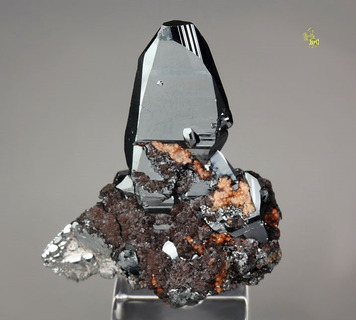 HEMATITE, GARNET var. ANDRADITE