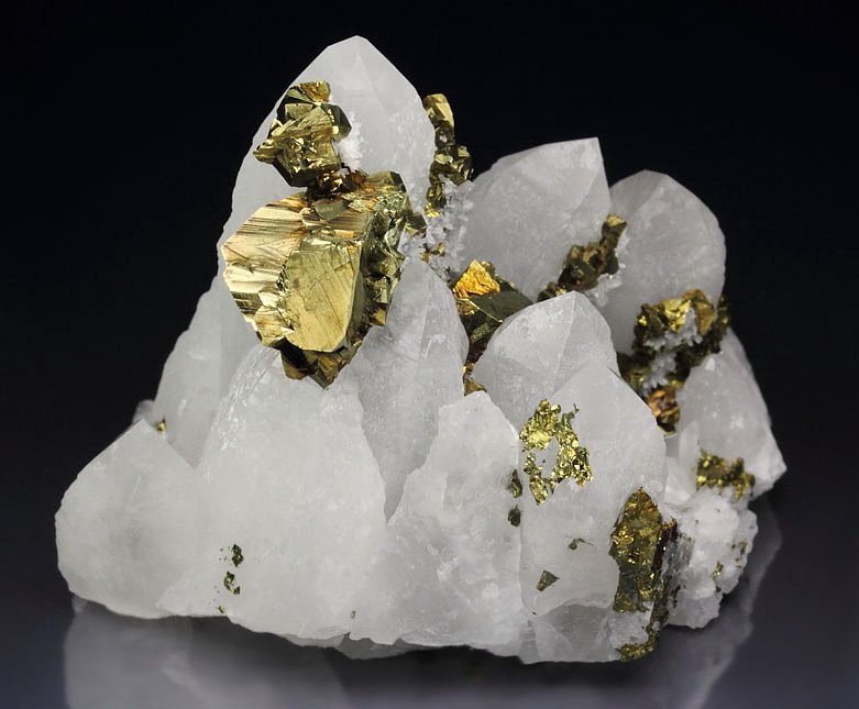 CHALCOPYRITE, QUARTZ