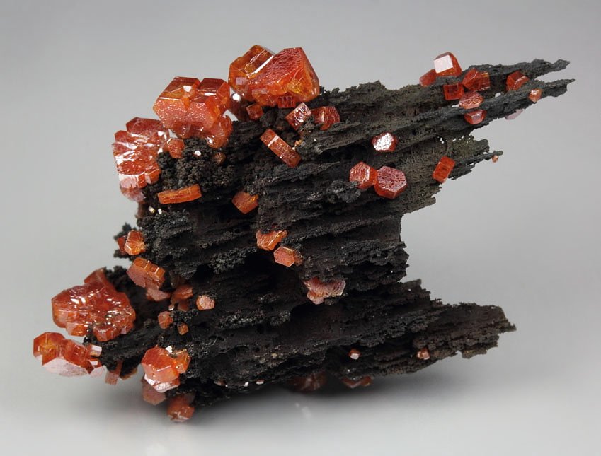 VANADINITE, GOETHITE