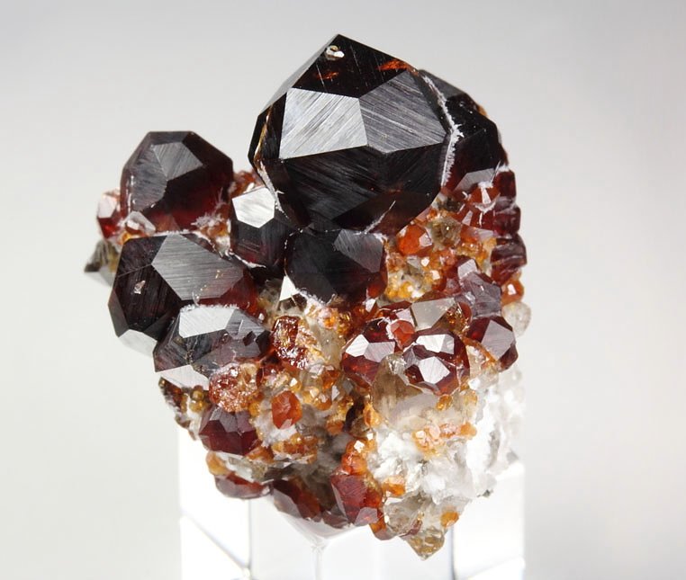 gemmy GARNET var. SPESSARTINE, QUARTZ var. SMOKY