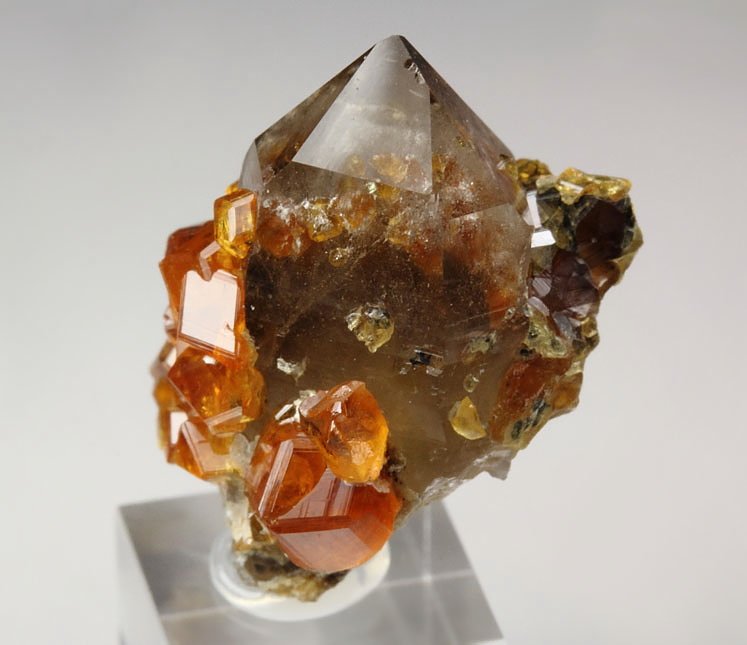 gem GARNET var. SPESSARTINE, QUARTZ var. SMOKY