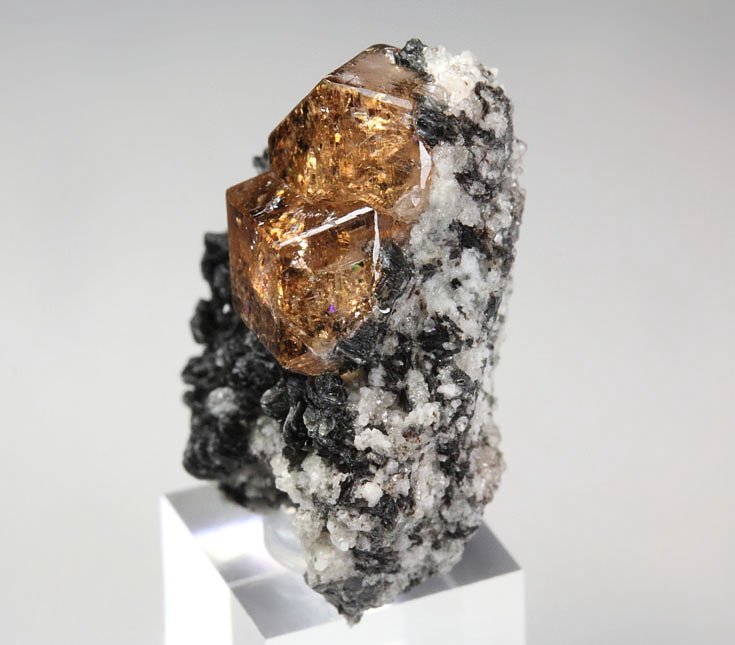 gem GARNET var. GROSSULAR, CLINOCHLORE