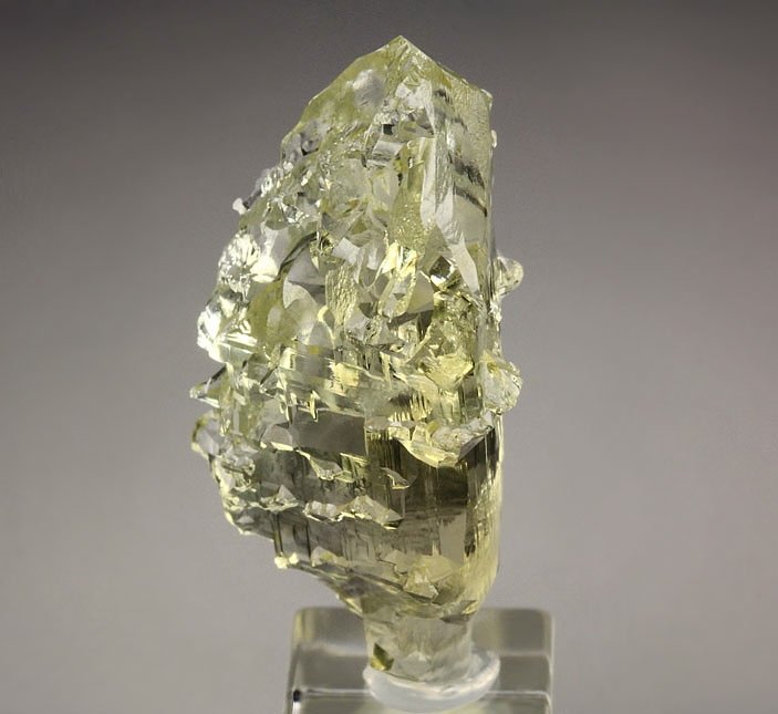 gem BERYL var. HELIODOR