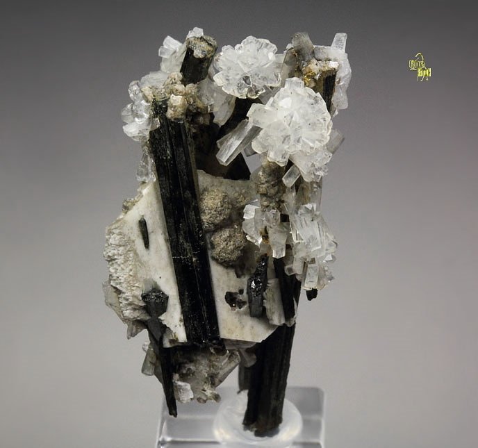 NATROLITE, AEGIRINE, MICROCLINE