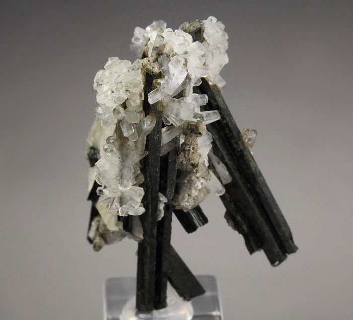 NATROLITE, AEGIRINE, MICROCLINE