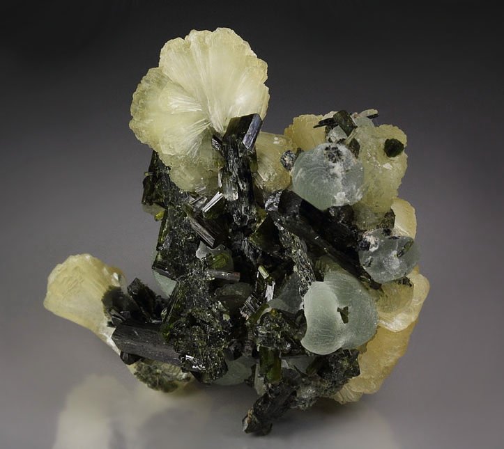 STILBITE-STELLERITE series, PREHNITE, EPIDOTE