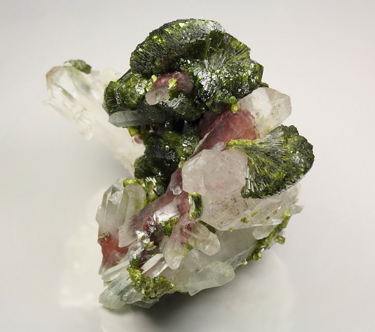 EPIDOTE, QUARTZ with HEMATITE inclusions