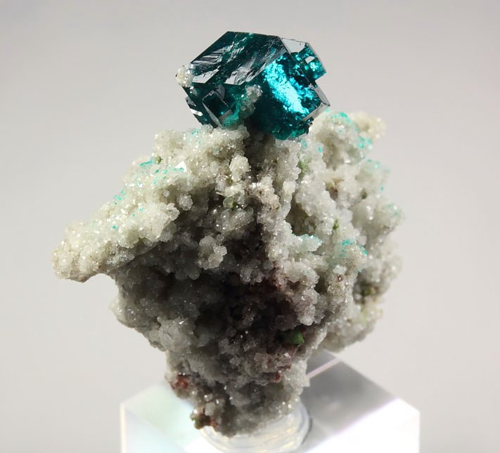 gem DIOPTASE, CALCITE