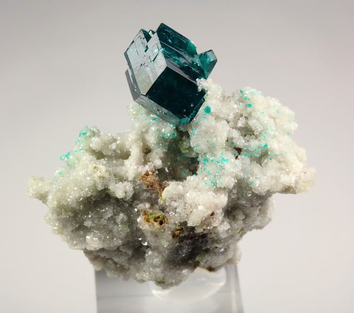 gem DIOPTASE, CALCITE