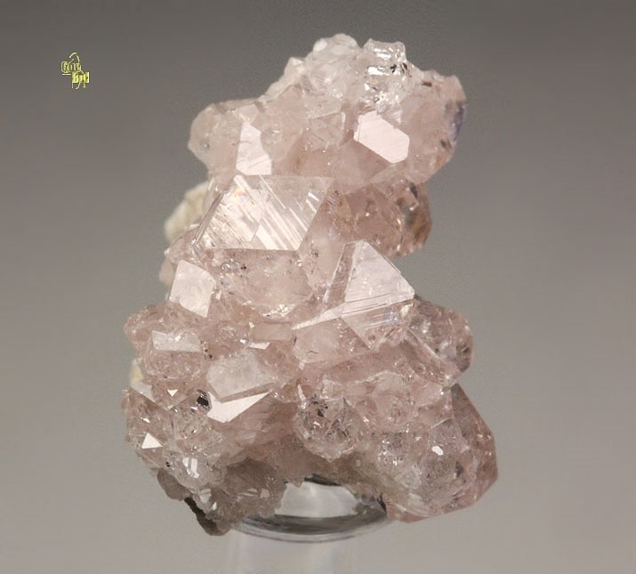 gem PINK GARNET var. GROSSULAR