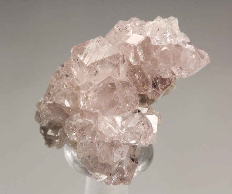 gem PINK GARNET var. GROSSULAR