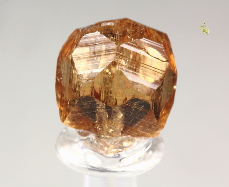 gem GARNET var. GROSSULAR with DIOPSIDE inclusion