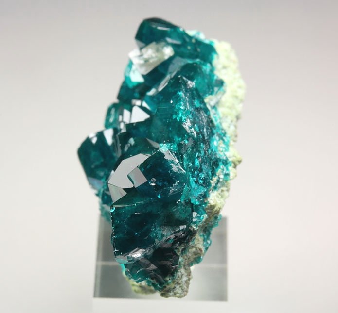 gem DIOPTASE