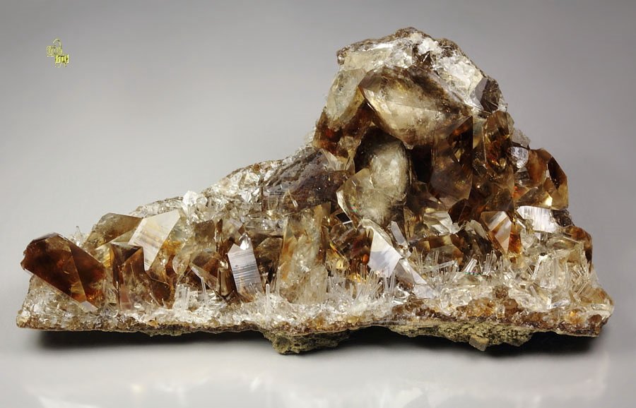 CALCITE, NATROLITE