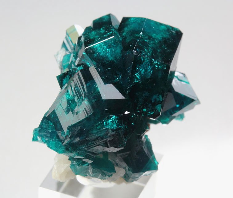 gem DIOPTASE, CALCITE