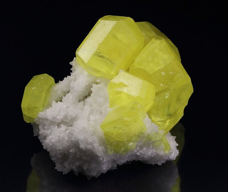 SULPHUR, ARAGONITE