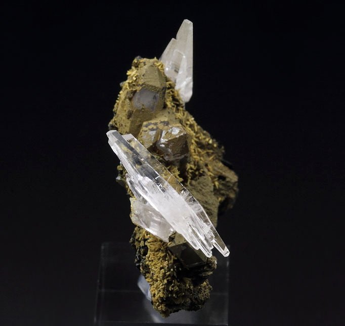 ARAGONITE, QUARTZ