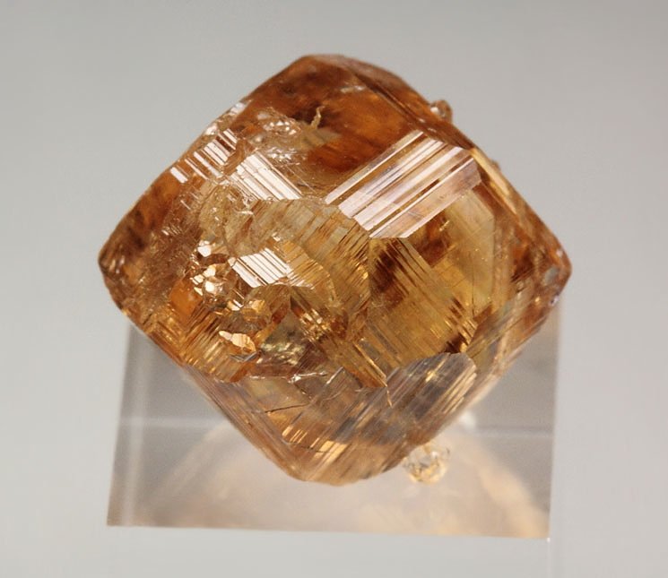 gem GARNET var. GROSSULAR floater