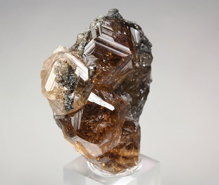 gem GARNET var. GROSSULAR