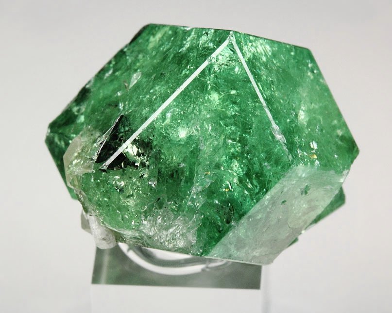 gem GARNET var. GROSSULAR var. TSAVORITE