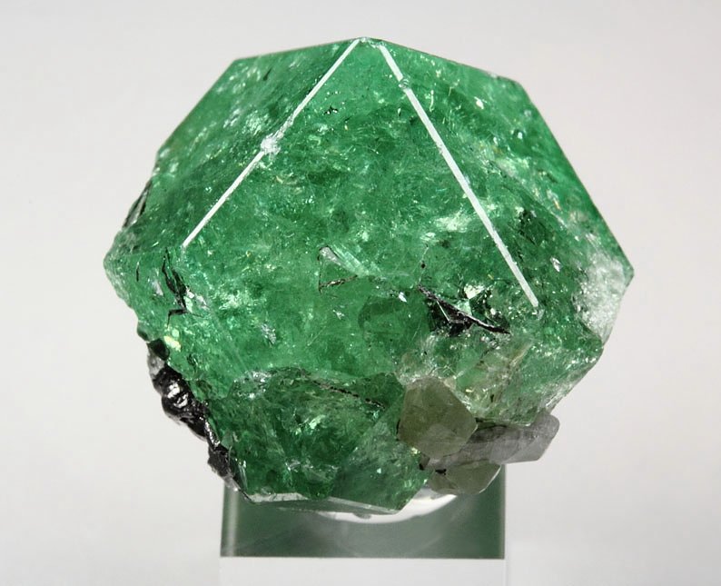 gem GARNET var. GROSSULAR var. TSAVORITE