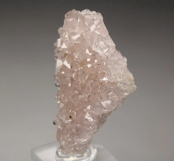 gem PINK GARNET var. GROSSULAR