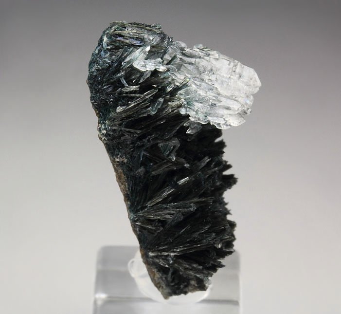 GORMANITE, QUARTZ