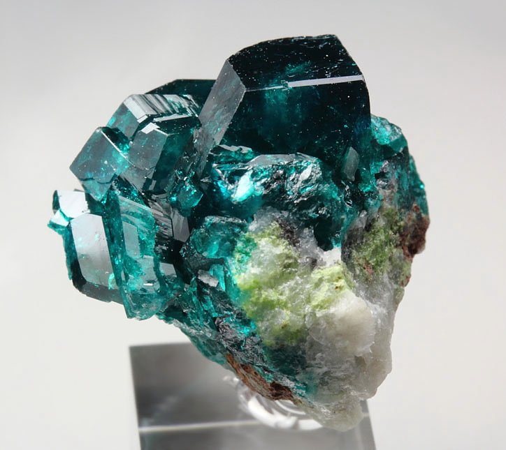 gem DIOPTASE