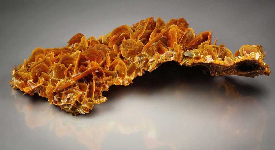 WULFENITE